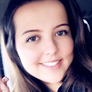 Meet your Posher, Kaitlynn